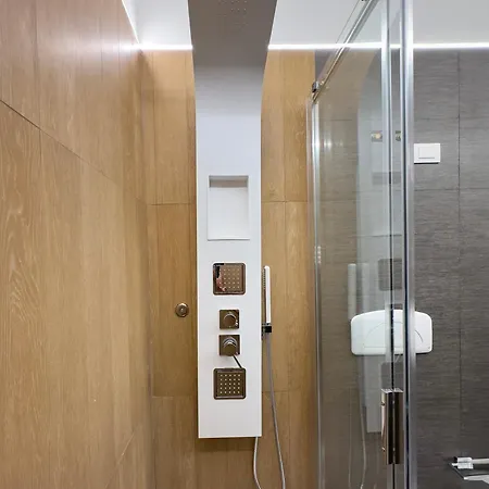 Suite17 - Luxury Bed and Breakfast